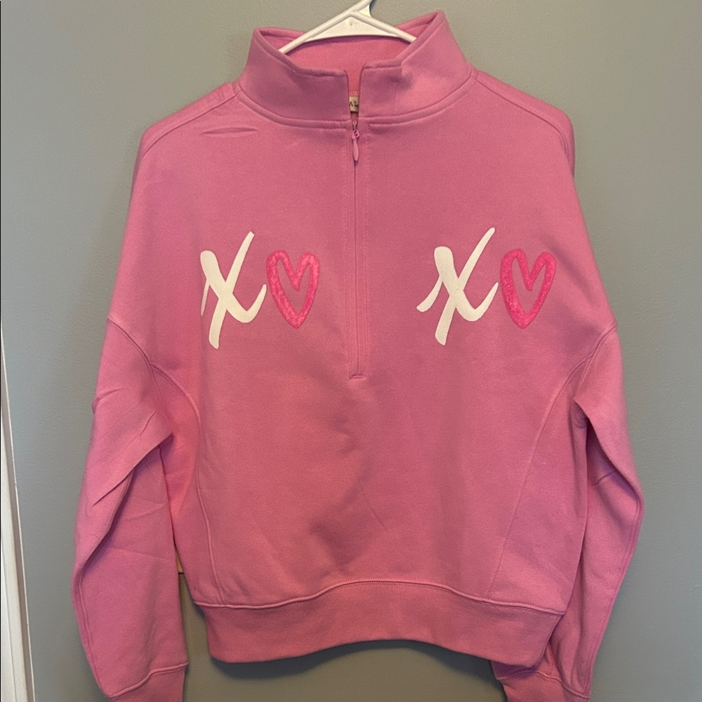 Zenana Outfitters Pink XO Heart Sweatshirt